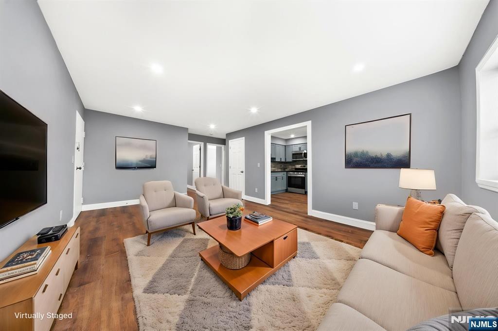 298-300 Belmont Avenue 5 - Photo 1