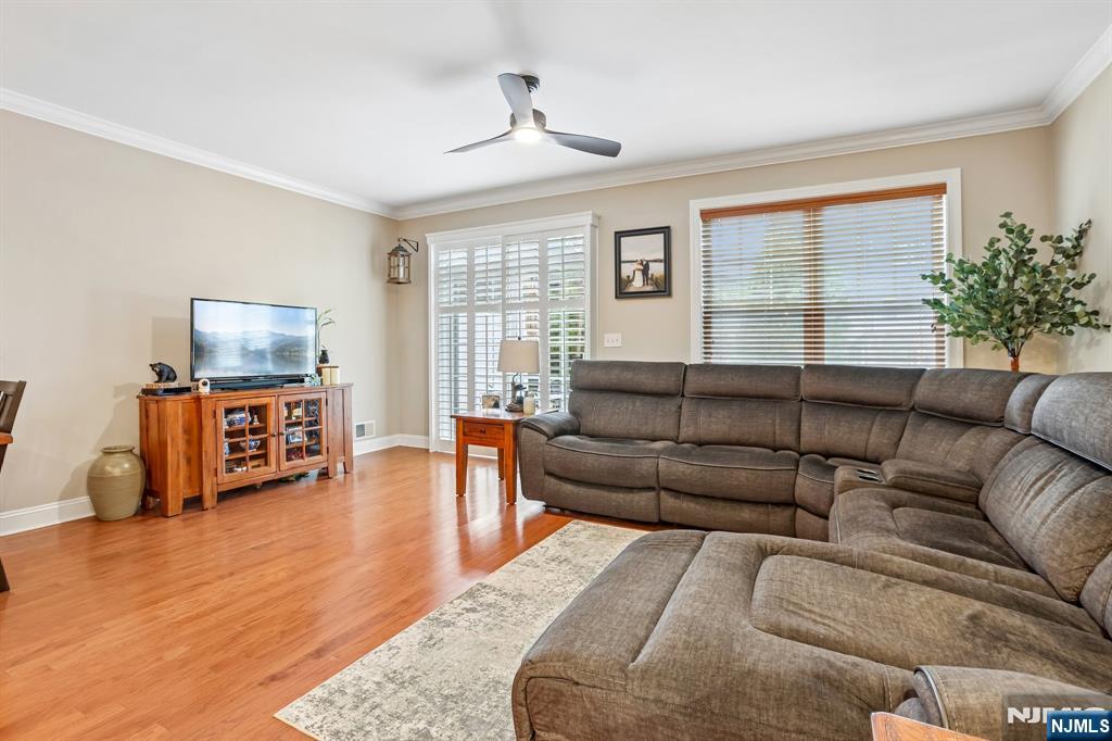 35 Red Oak Court - Photo 4