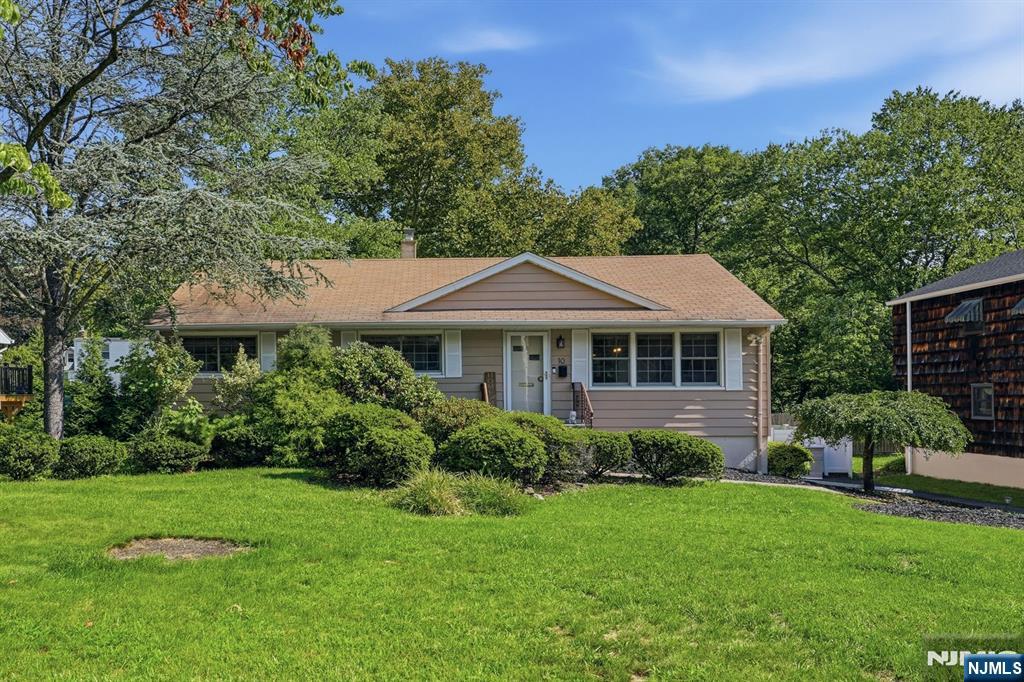 10 Euclid Avenue - Photo 1