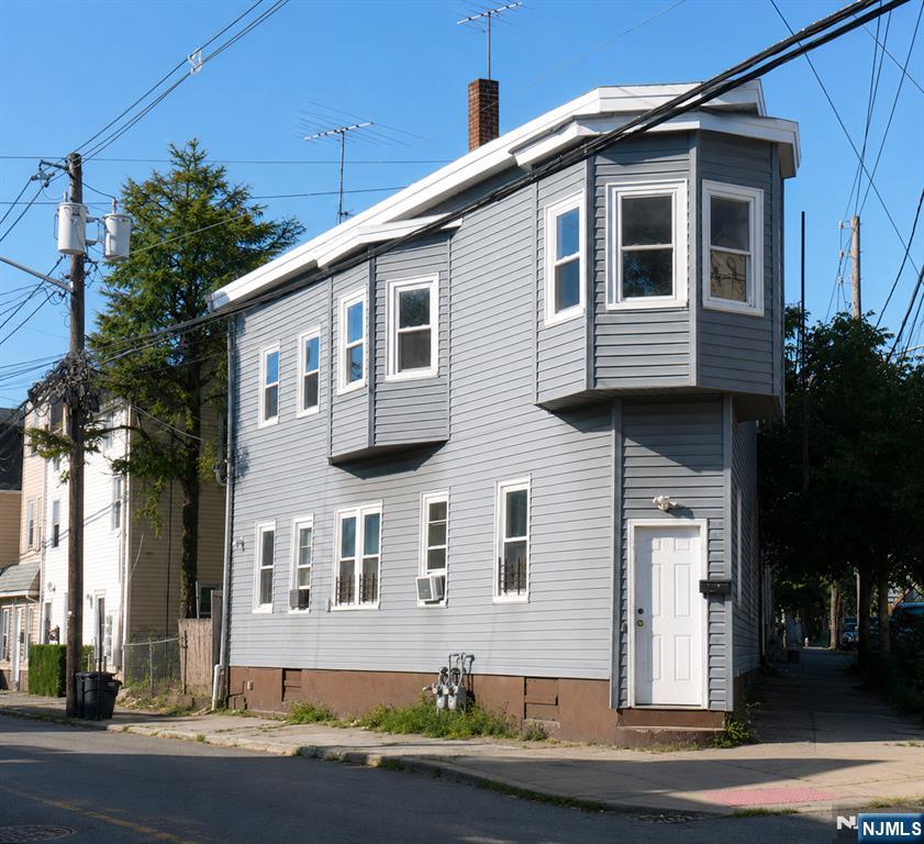113 E Main Street - Photo 1
