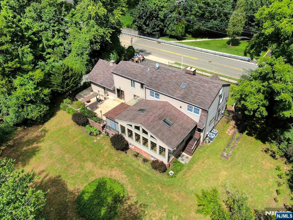 270 High Street - Photo 2