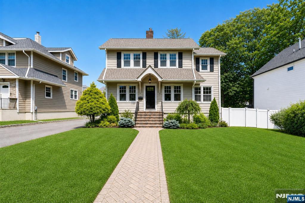 281 Englewood Avenue - Photo 2