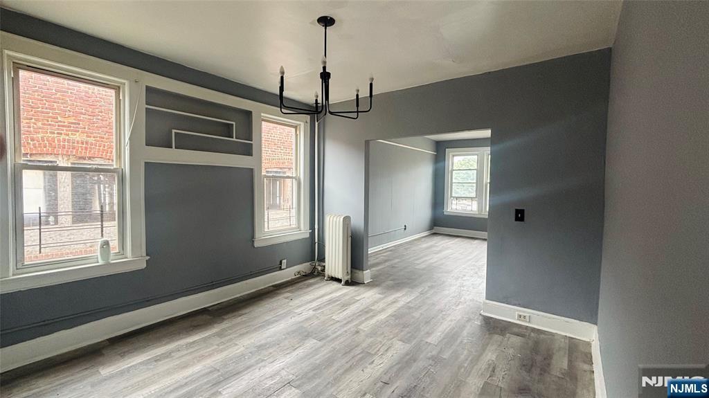 298 Union Avenue - Photo 2