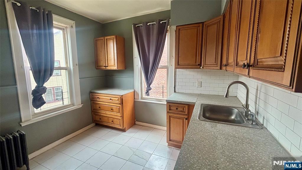 298 Union Avenue - Photo 4