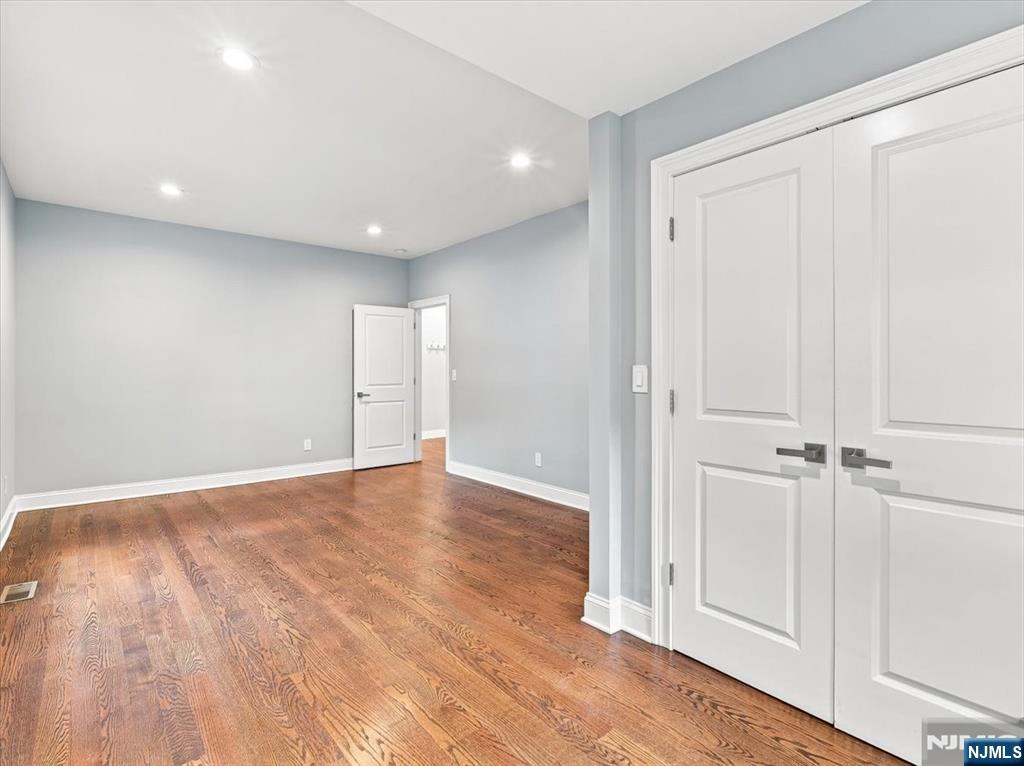 44 Clinton Street - Photo 4
