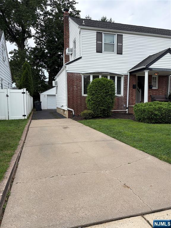 62 Reid Avenue - Photo 1