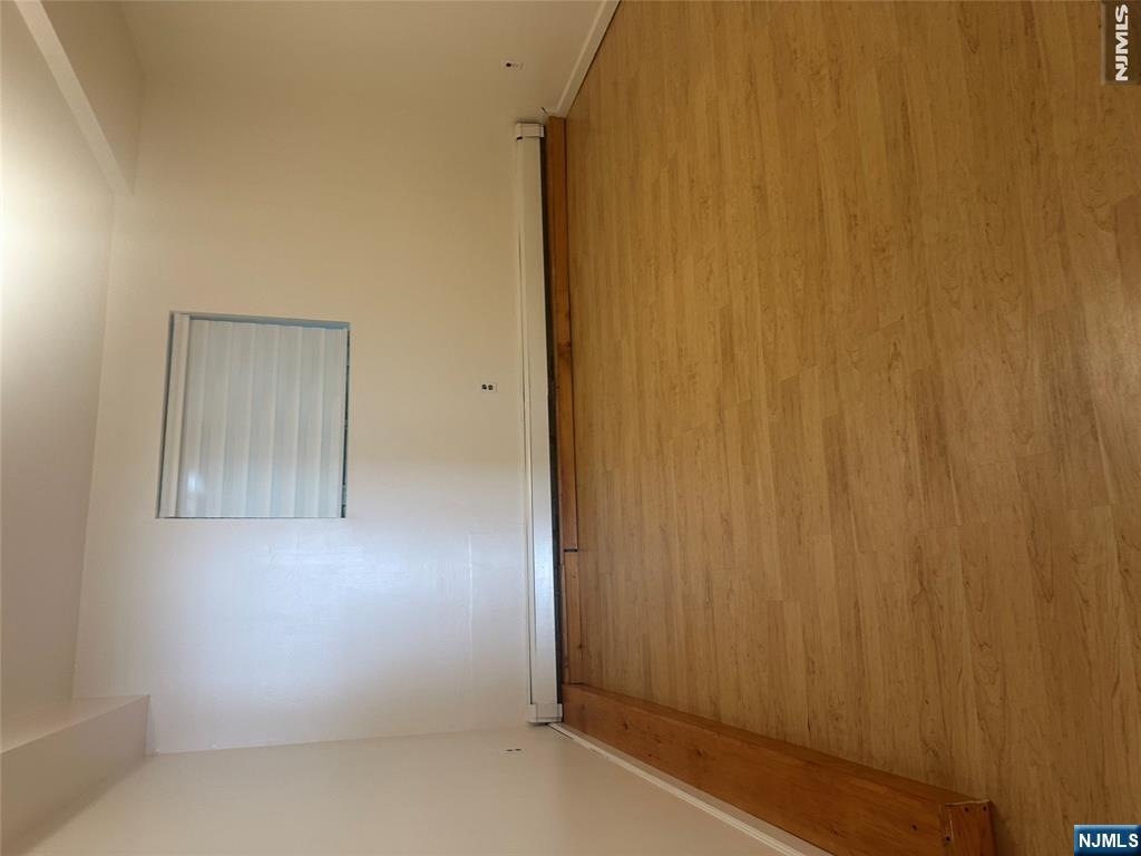 447 Jane Street 1ST FLOOR - Photo 2