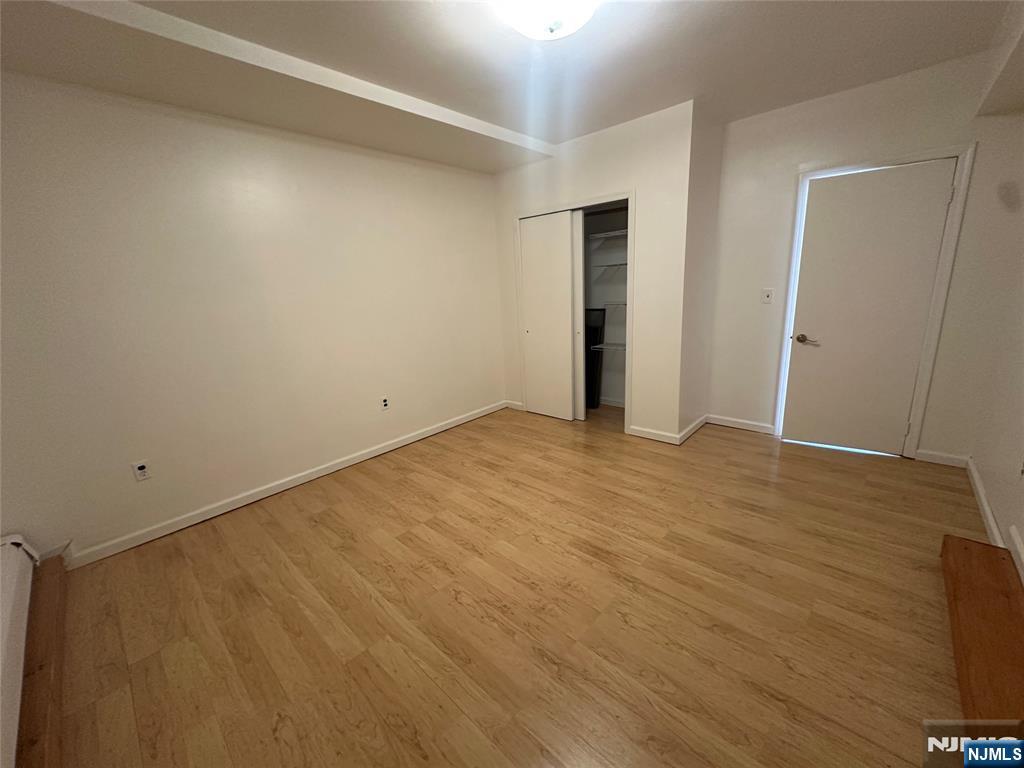 447 Jane Street 1ST FLOOR - Photo 3