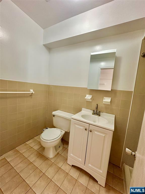 447 Jane Street 1ST FLOOR - Photo 5