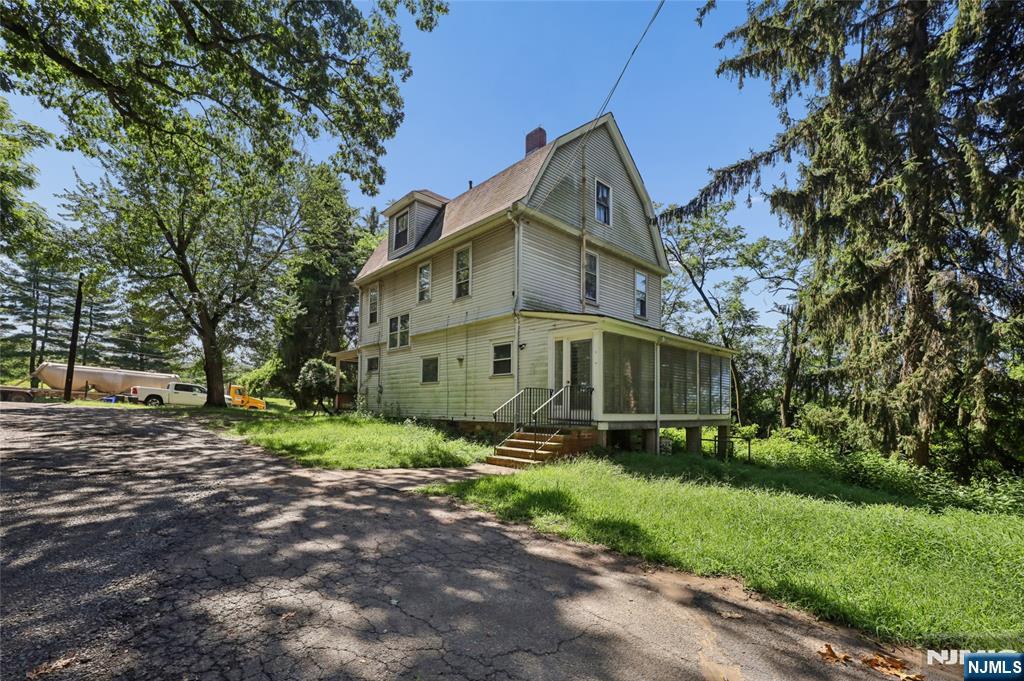 37 Livingston Avenue - Photo 4