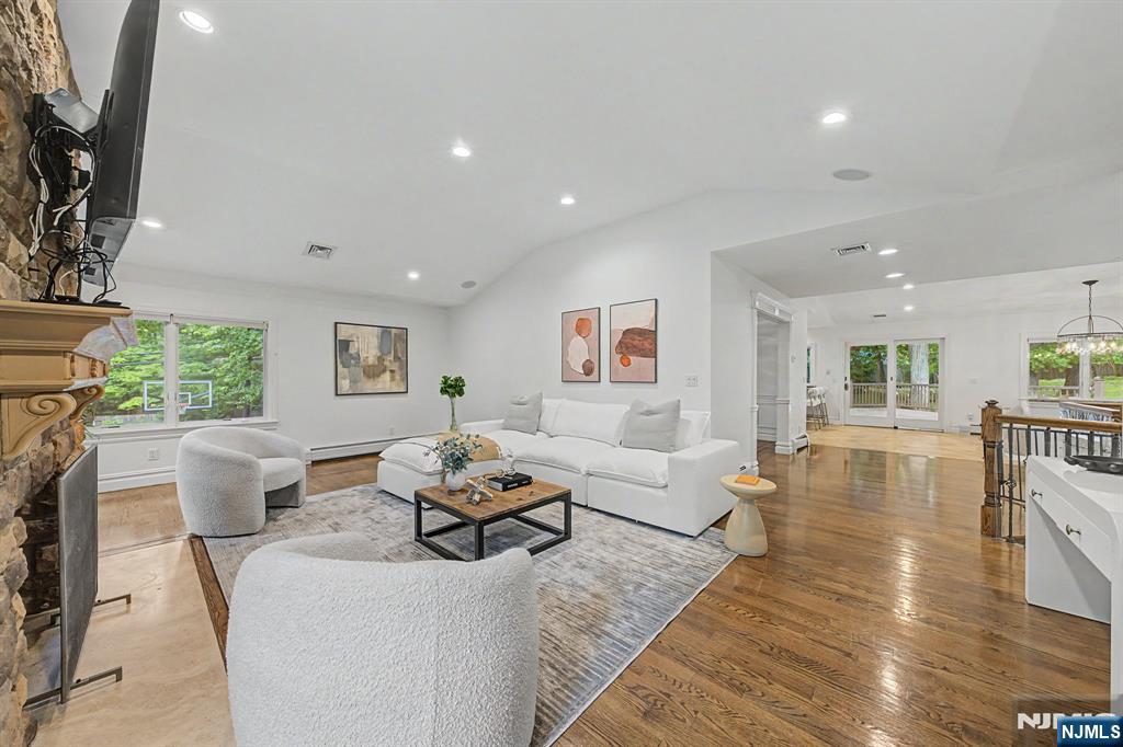 45 Oxford Drive - Photo 4