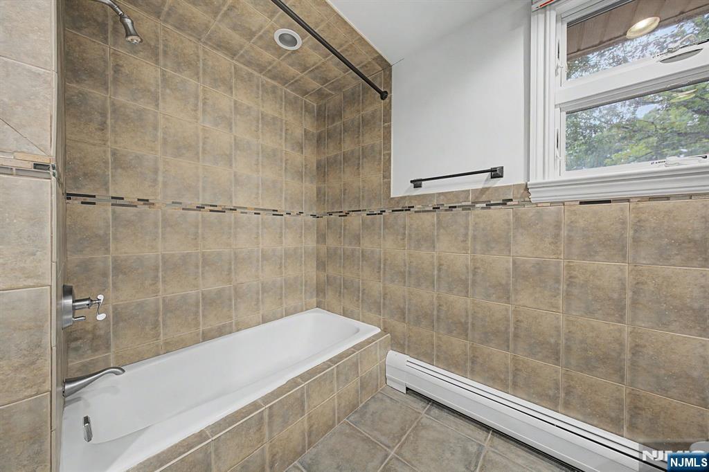 45 Oxford Drive — photo 37