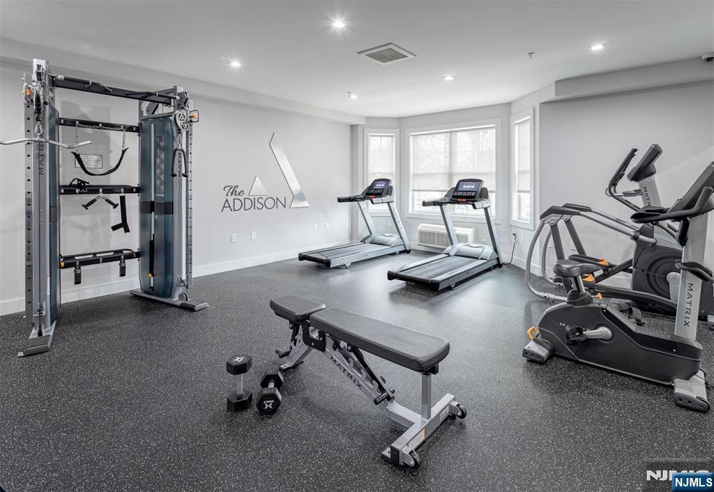 1685 Bergen Boulevard 708 - Photo 3