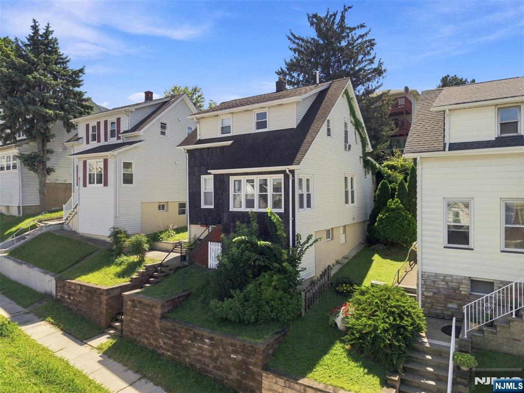 36 Sampson Street - Photo 1