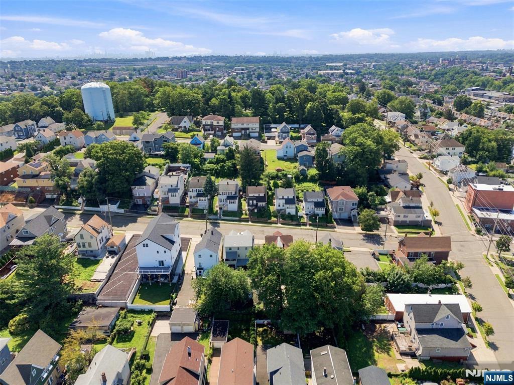 36 Sampson St, Garfield, NJ 07026