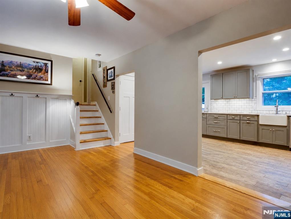19 W Park Avenue - Photo 3