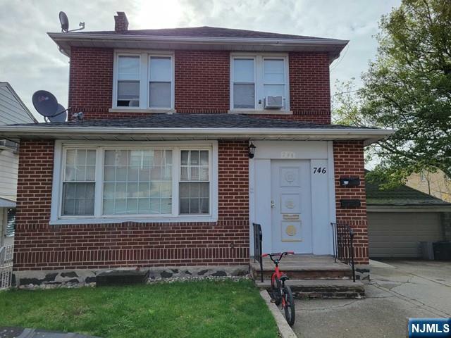746 Kingsland 2nd fl - Photo 1