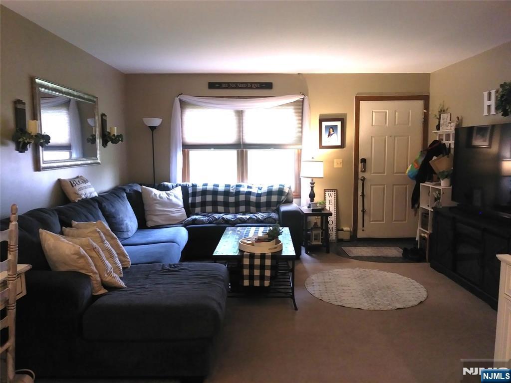 88 Mazur Place - Photo 4
