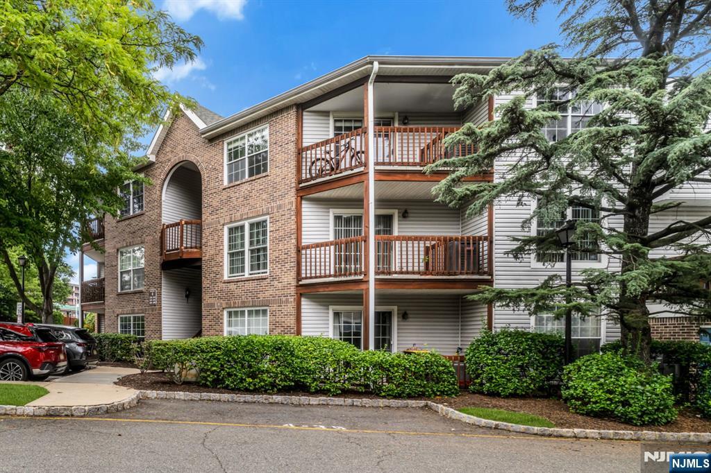 1494 Westgate Drive 4315 - Photo 2