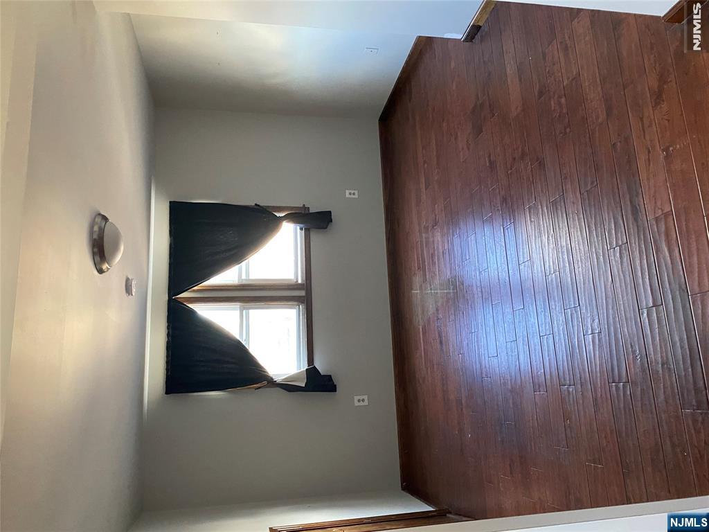 365 Devon Street 3 - Photo 4