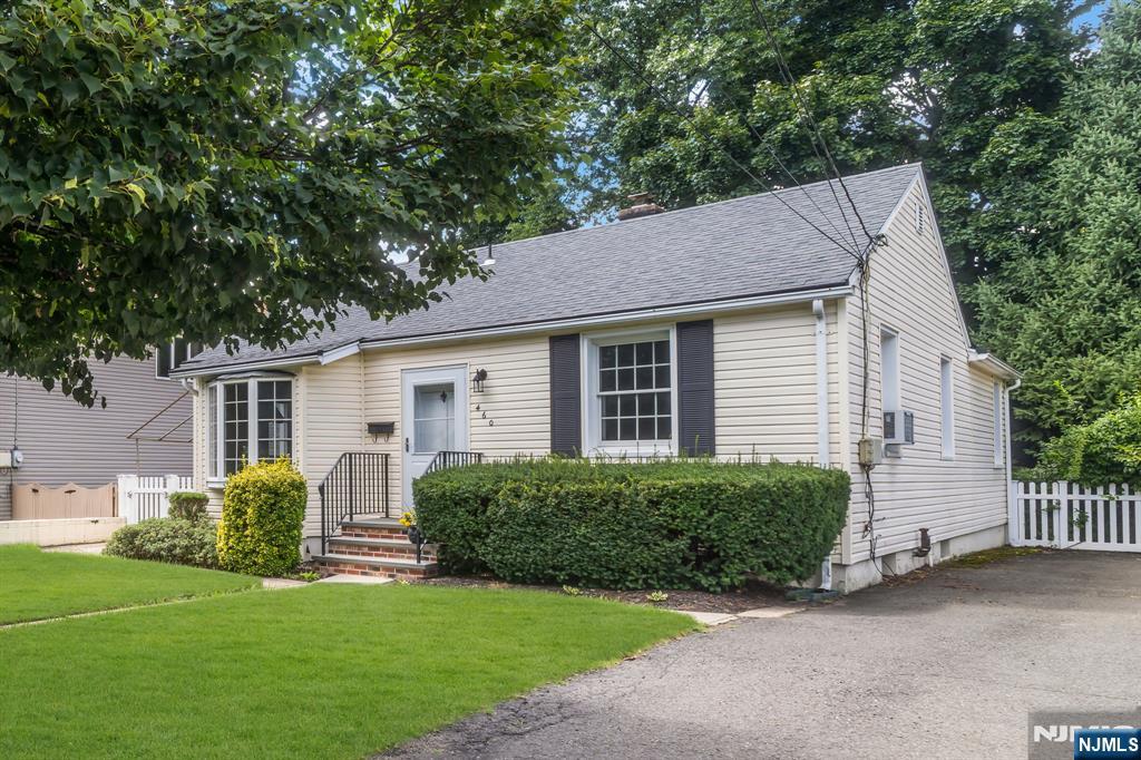 460 Northern Parkway - Photo 3