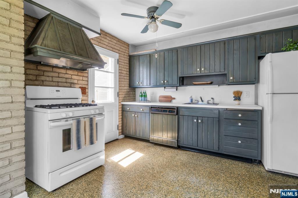 460 Northern Parkway - Photo 5