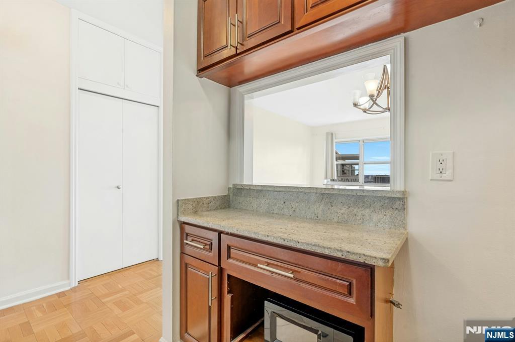 2000 Linwood Ave #23N, Fort Lee, NJ 07024