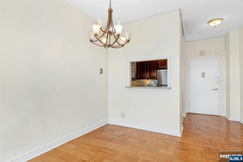 2000 Linwood Avenue #23N