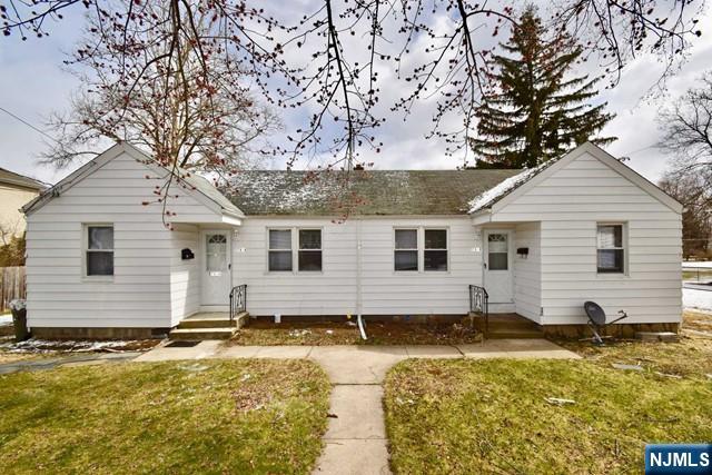 178 Washington Street B - Photo 1