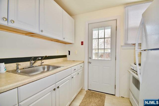 178 Washington Street B - Photo 4