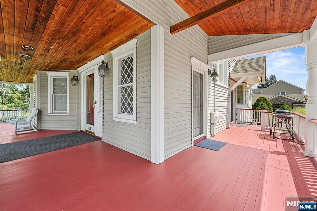 235 Kinderkamack Road — photo 25