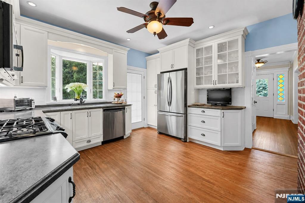 235 Kinderkamack Road — photo 31