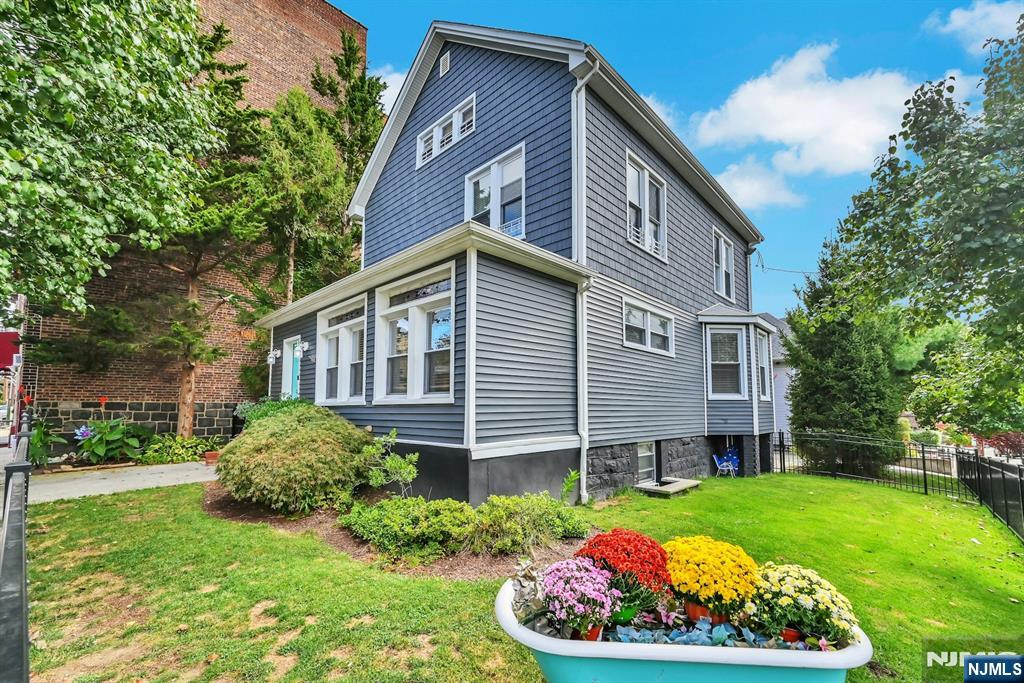 7300 Park Avenue 1 - Photo 2
