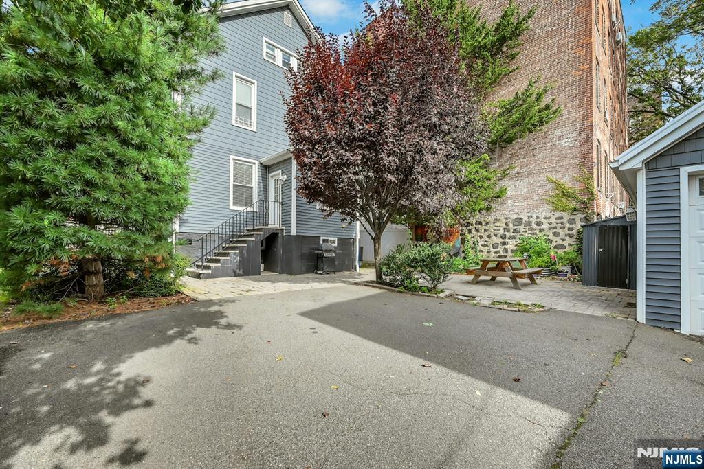 7300 Park Avenue 1 - Photo 3
