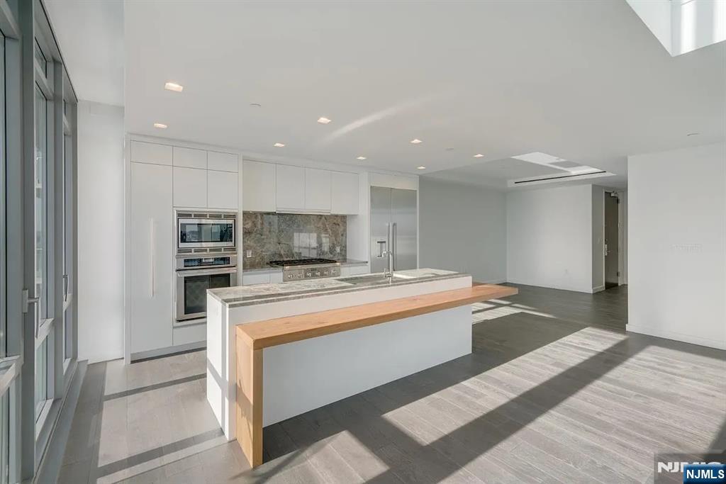 320 Adolphus Avenue #1415 — photo 6