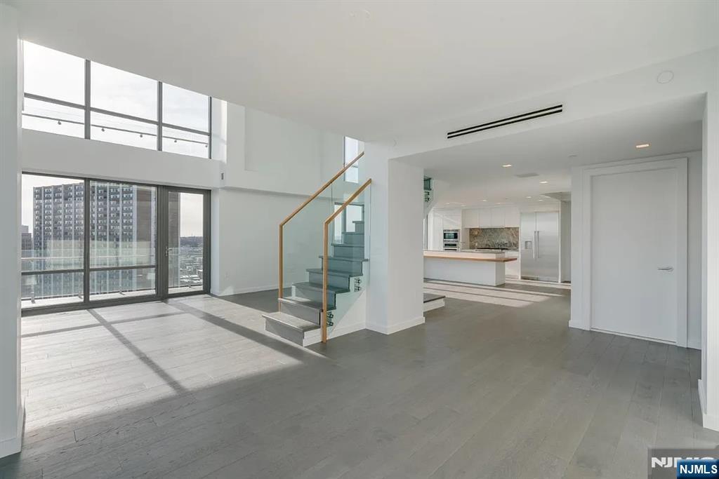 320 Adolphus Avenue #1415 — photo 9