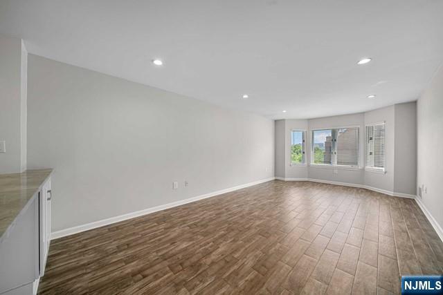504 Ellery Court - Photo 4