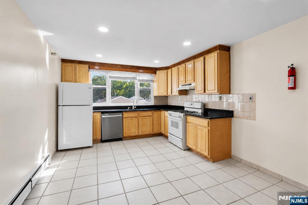 1219 51st Street - Photo 2