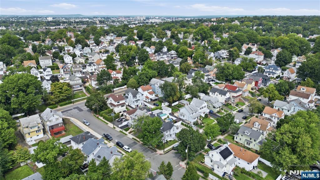 81 Hudson Ave, Ridgefield Park, NJ 07660