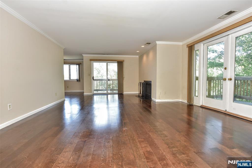 606 Skyline Drive 6 - Photo 5