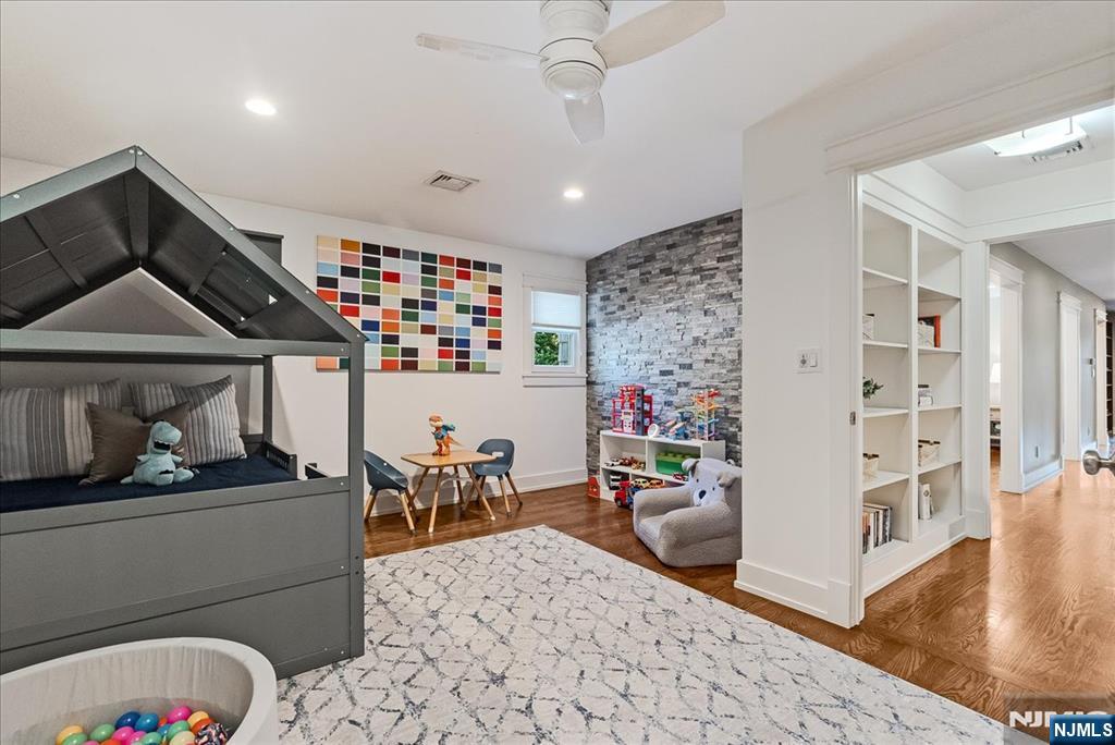 421 Ridgewood Avenue — photo 24