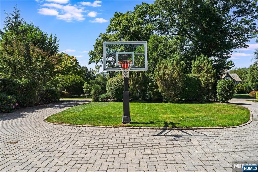 Photo 3 of Single family home for sale at 421 Ridgewood Ave, Glen Ridge, NJ 07028 | MLS# 26032050 | Listing updated on 2026-09-20