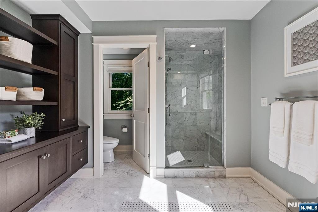 421 Ridgewood Avenue — photo 31