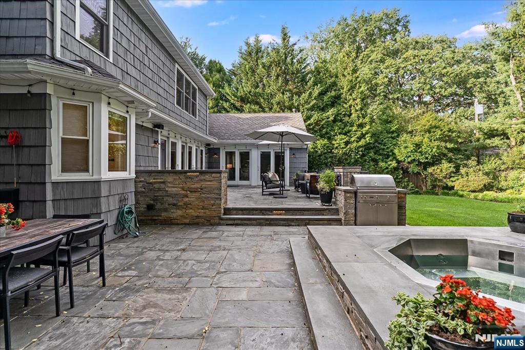 421 Ridgewood Avenue — photo 39