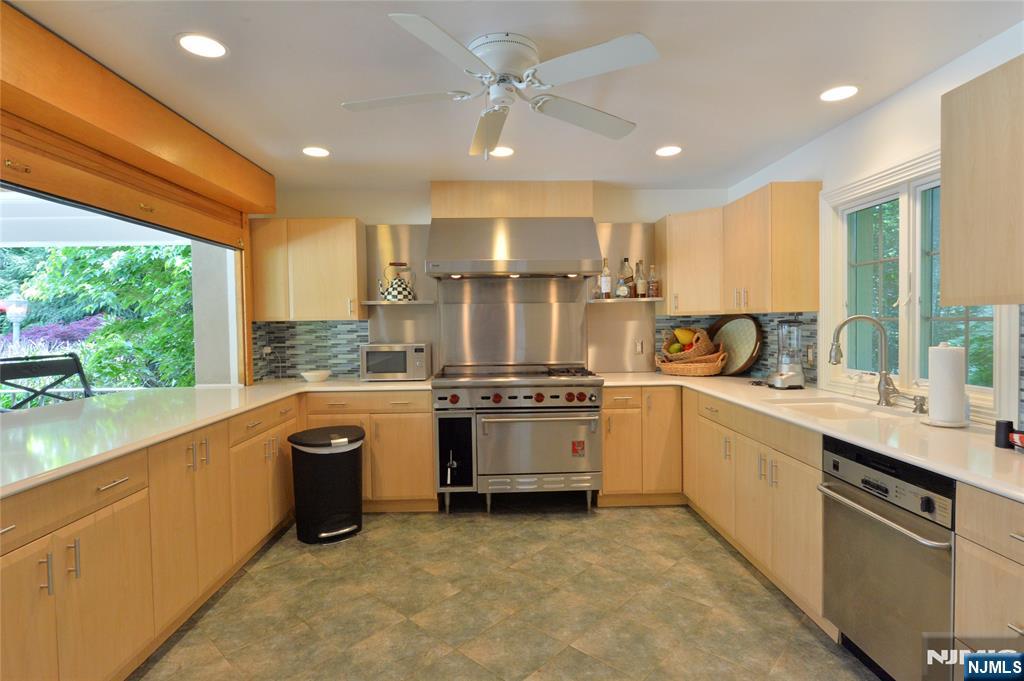 4 Baldwin Road — photo 31