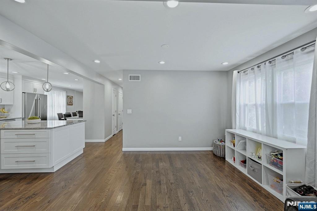 1135 Stonewall Lane - Photo 4