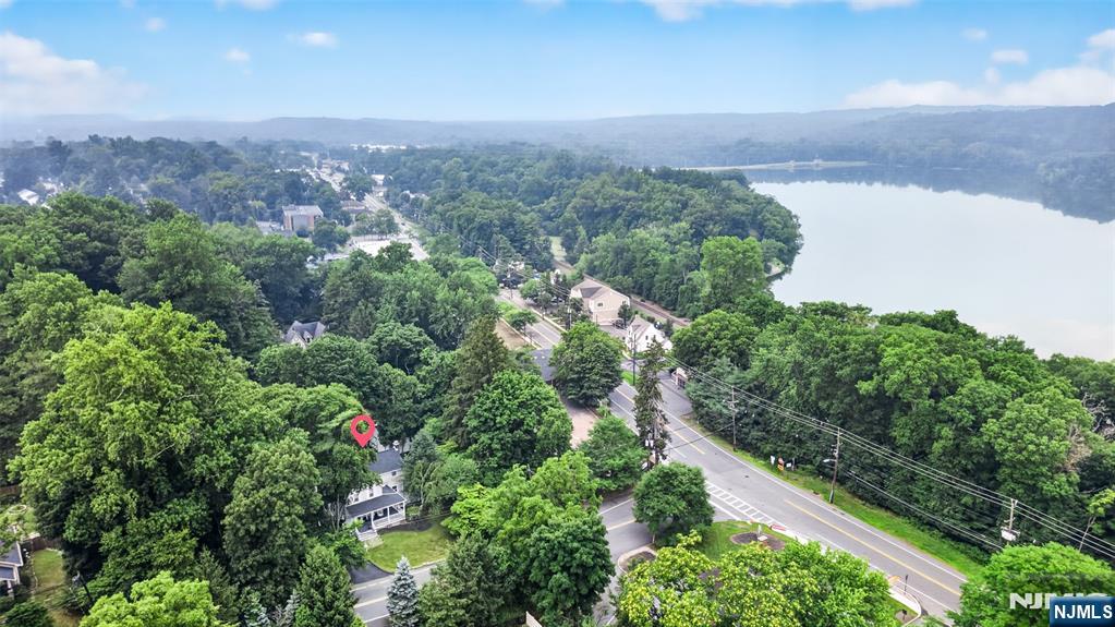 10 Prospect Ave, Woodcliff Lake, NJ 07677