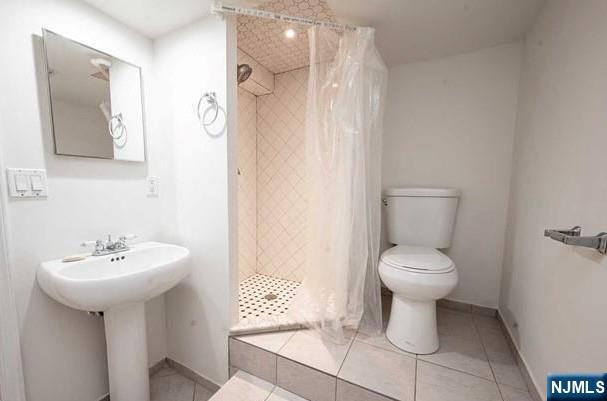 23 Market St, Garfield, NJ 07026