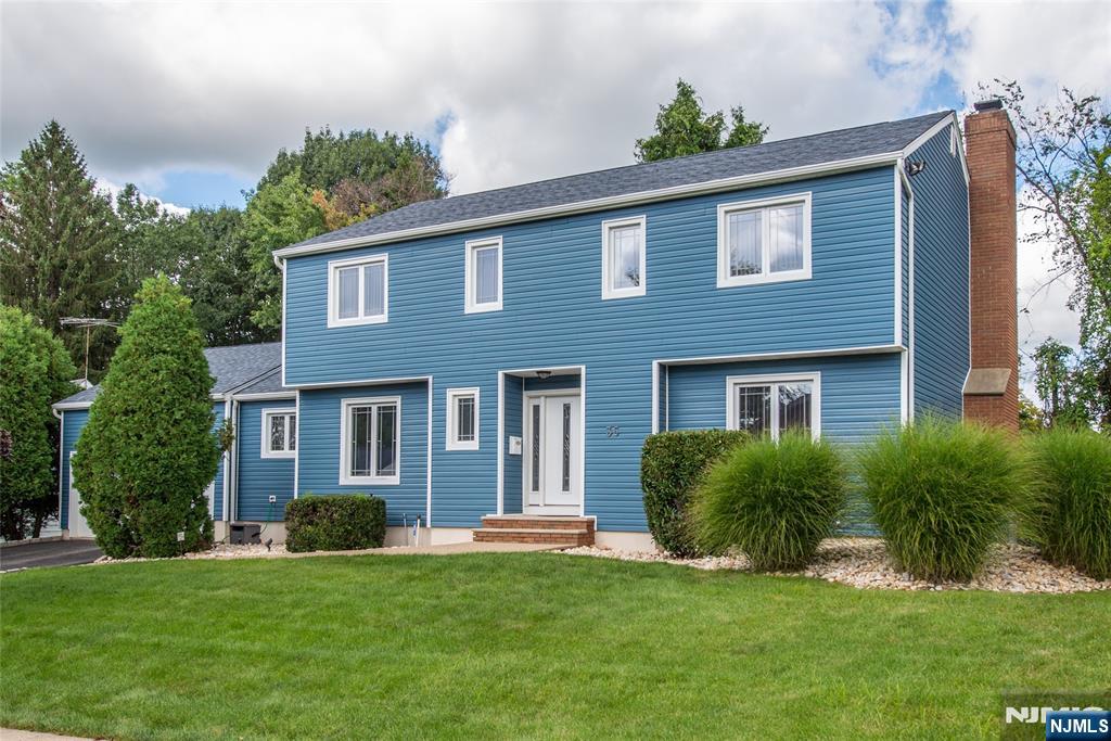 35 Herbert Terrace - Photo 1