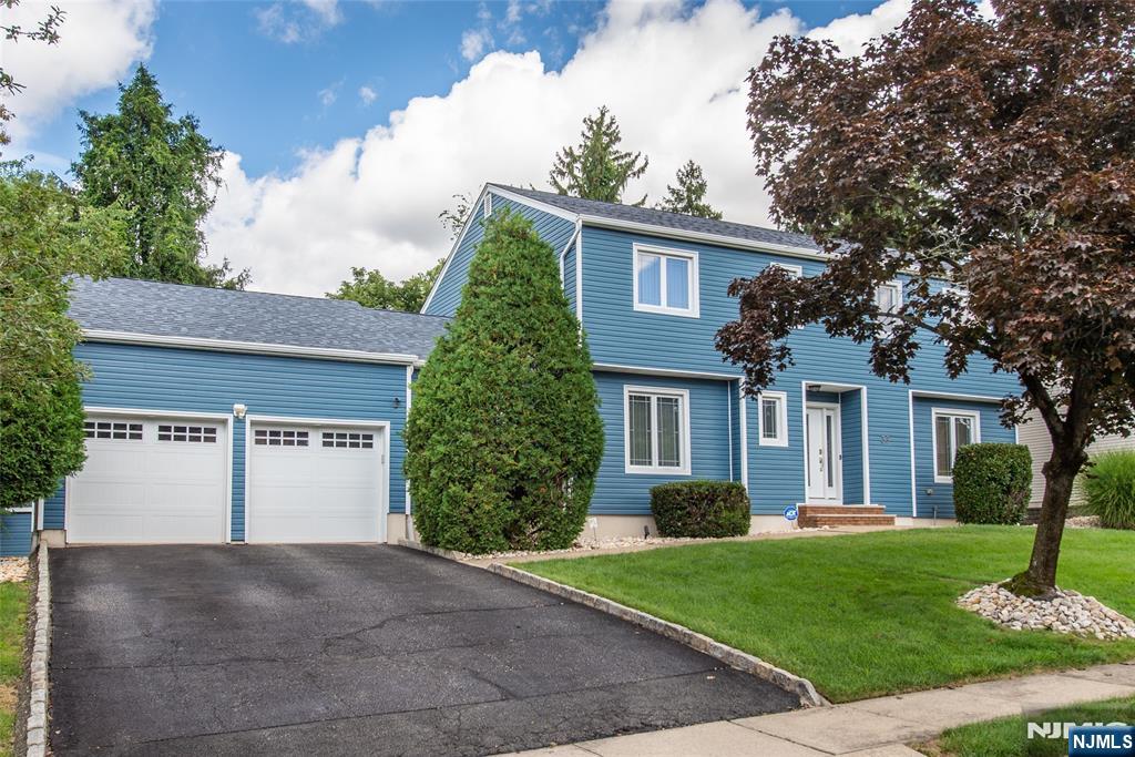 35 Herbert Terrace - Photo 2
